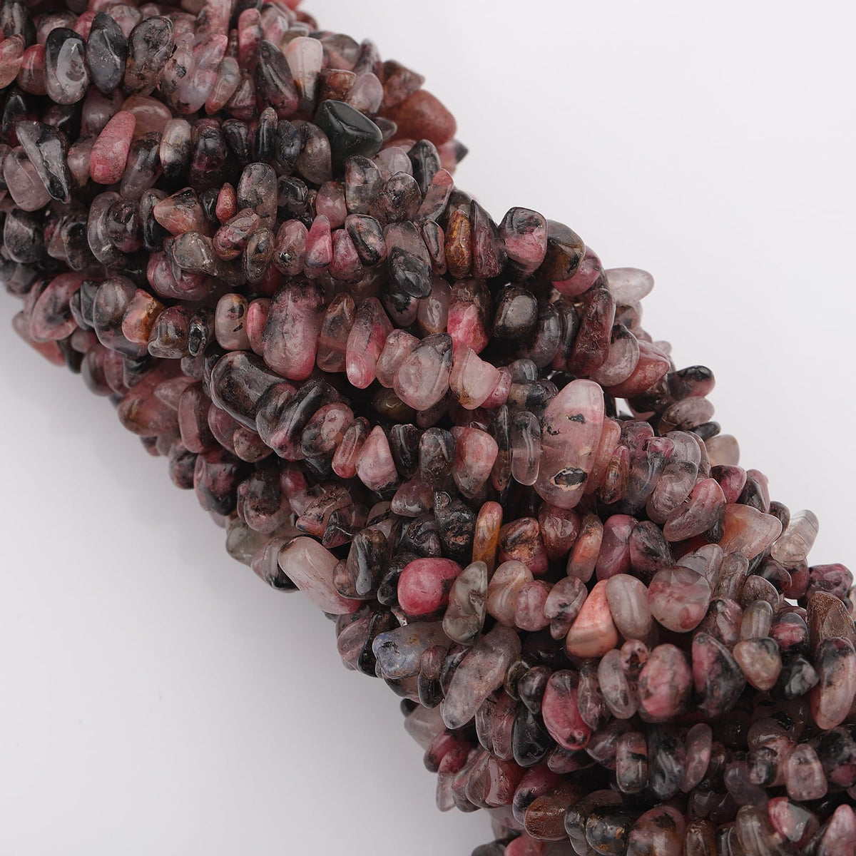 200pcs Natural Irregular Chip Stone Beads 5-8mm Pre-Drilled 30-inch Strand Semi-Precious Healing Crystal Beads for DIY Jewelry Making Bracelet Chakra Crafts Cherry Blossom Rain
