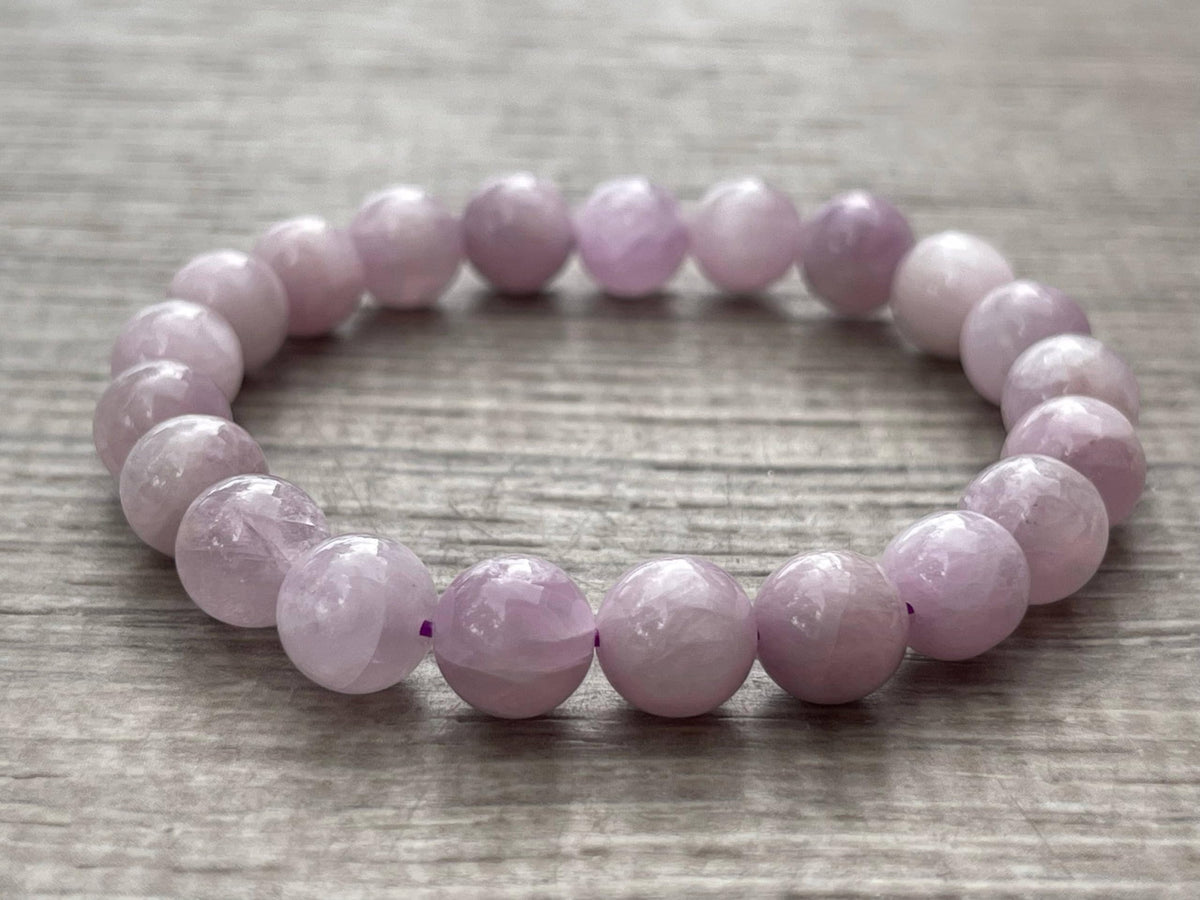 GAF TREASURES Kunzite Crystal Bead Bracelet 6-8mm, Genuine Kunzite Stretch Gemstone Bracelet, Healing Crystal Bracelet, Gift for Men & Women (1)
