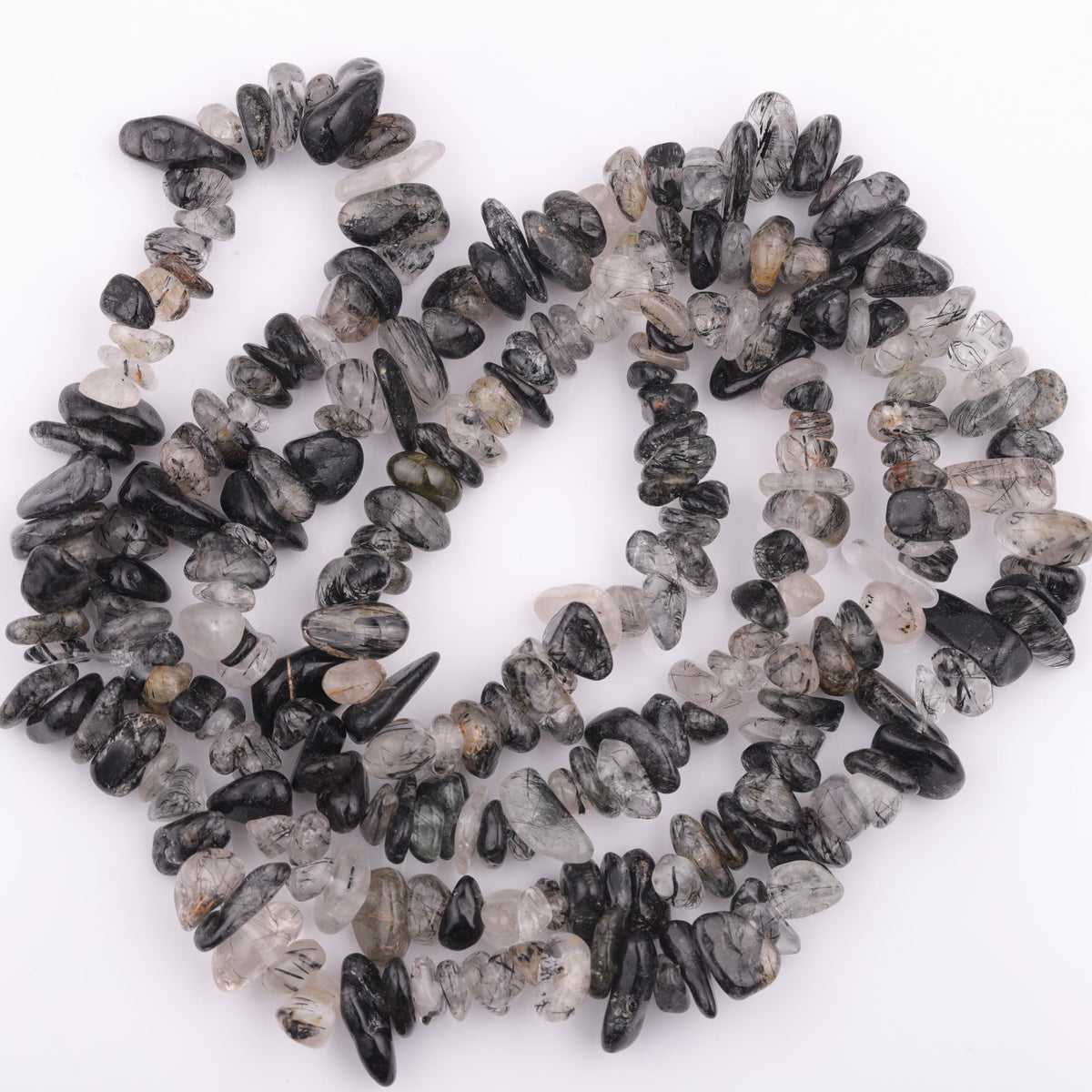 200pcs Natural Irregular Chip Stone Beads 5-8mm Pre-Drilled 30-inch Strand Semi-Precious Healing Crystal Beads for DIY Jewelry Making Bracelet Chakra Crafts Black Rutilated Quartz