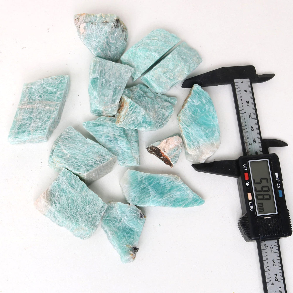 REAL-GEMS Natural Raw Healing Crystals Rough Stones for Tumbling, Cabbing, Polishing, Wire Wrapping, Wicca & Reiki Crystal Healing, Mix Gemstones,7 Chakra (Amazonite)
