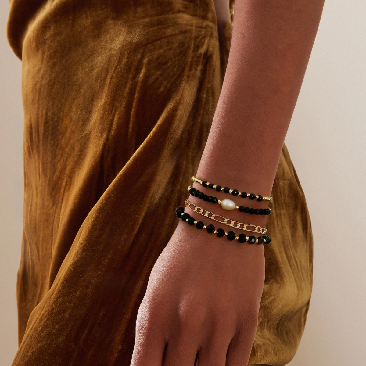Badu Gold Bracelets for Women Boho Black Crystal Multiple Layered Stackable Wrap Beaded Bangle Set Cuban Chain Trendy Jewelry
