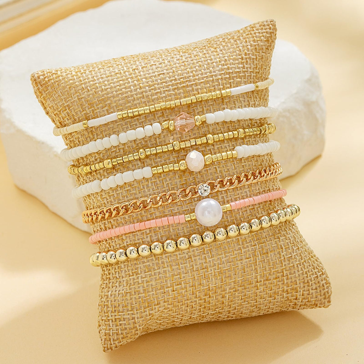 Harry and Henry Gold Beaded Bracelets for Women Gold Pearl Elegant Stackable Bracelets Set Trendy Jewelry Gifts Birthday Valentines Day Gifts for Women