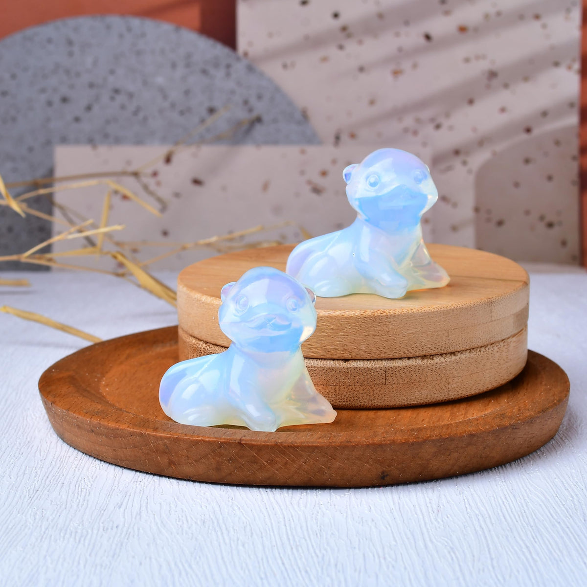 WUYOUSHI Opal Otter Figurine - Hand Carved Healing Crystal Otter Statue, Lucky Gemstone Sculpture for Home Office Desk Decor, Spiritual Gift for Animal Lovers & Nature Enthusiasts