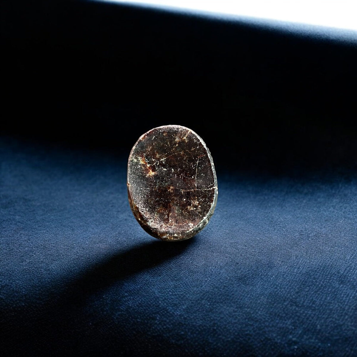 GEMSCITE Garnet Thumb Worry Stones Metaphysical Gemstone Crystal Healing Reiki Men Women Gift FENG Shui Positive Energy Love Wellness Palm Stones Wicca Powerful