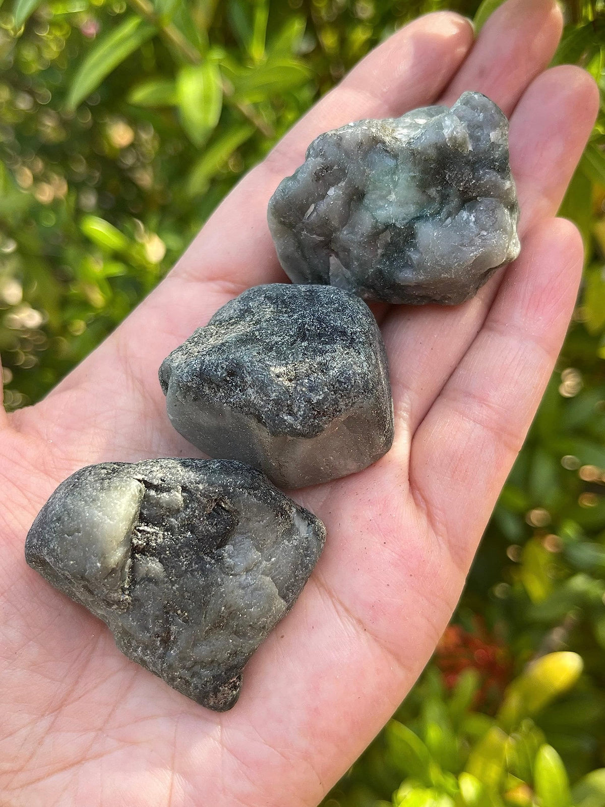 GAF TREASURES Wholesale Raw Emerald Crystals, Natural Emerald Stone, Rough Emerald Crystals, Emerald Rough, Healing Crystals (Emerald, 0.5 Pound)