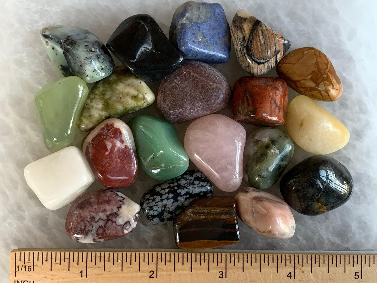 GAF TREASURES 5 Pcs Assorted Tumbled Stones, Polished Natural Assorted Gemstone, Assorted Healing Crystals (Assorted)