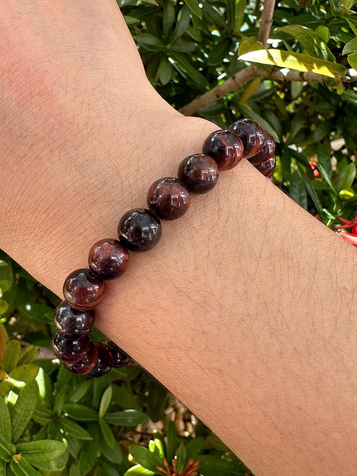 GAF TREASURES Red Tiger Eye Crystal Bead Bracelet 8mm, Genuine Red Tiger Eye Stretch Gemstone Bracelet, Healing Crystal Bracelet, Gift for Men & Women (1)
