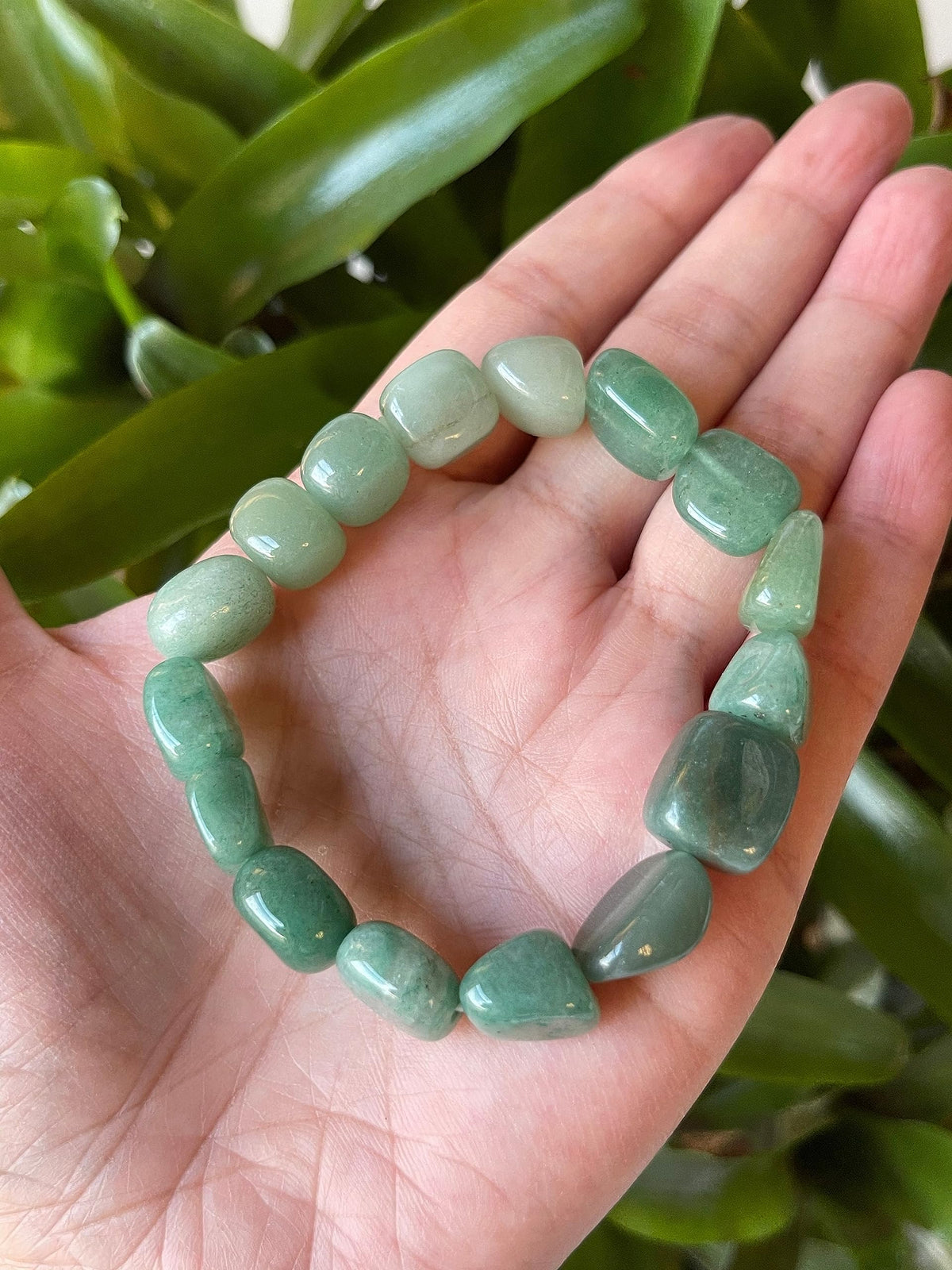 GAF TREASURES Green Aventurine Crystal Nugget Bracelet, Genuine Green Aventurine Tumbled Gemstone Bracelet, Healing Crystal Bracelet, Gift for Men & Women (1)