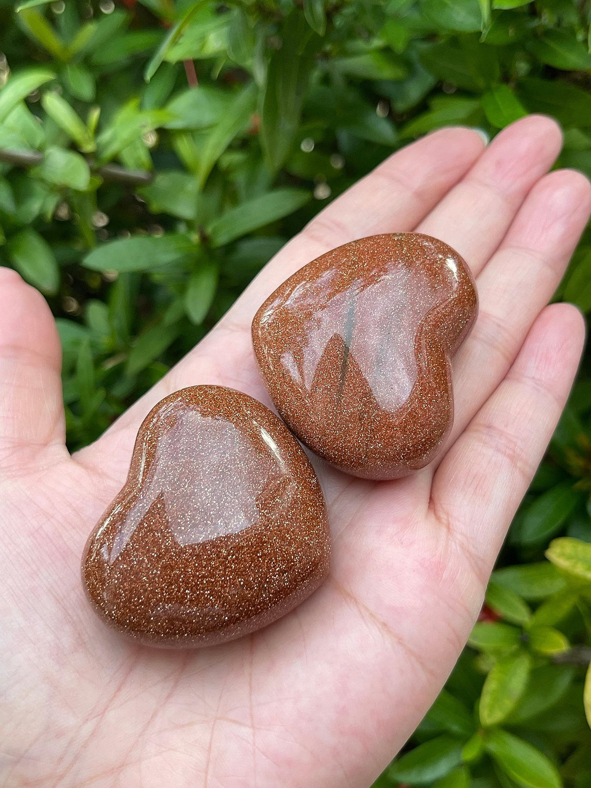 GAF TREASURES Red Goldstone Gemstone Hearts, Polished Red Goldstone Puffy Hearts, Red Goldstone Crystal Palm Stone, Red Goldstone Healing Crystal Hearts (1 Heart)