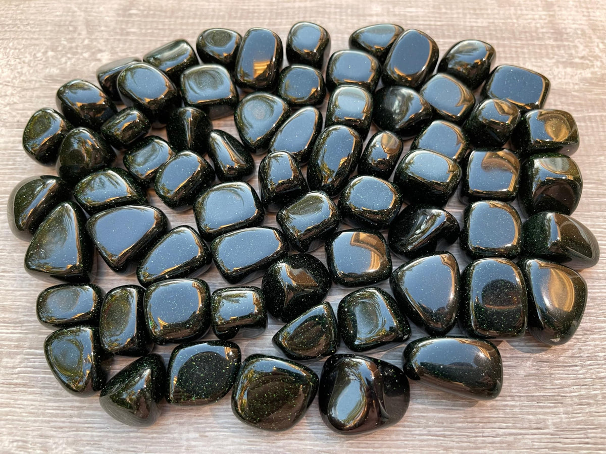 GAF TREASURES 5 Pcs Green Goldstone Tumbled Stones, Polished Green Goldstone Gemstone, Green Goldstone Healing Crystals (Green Goldstone)