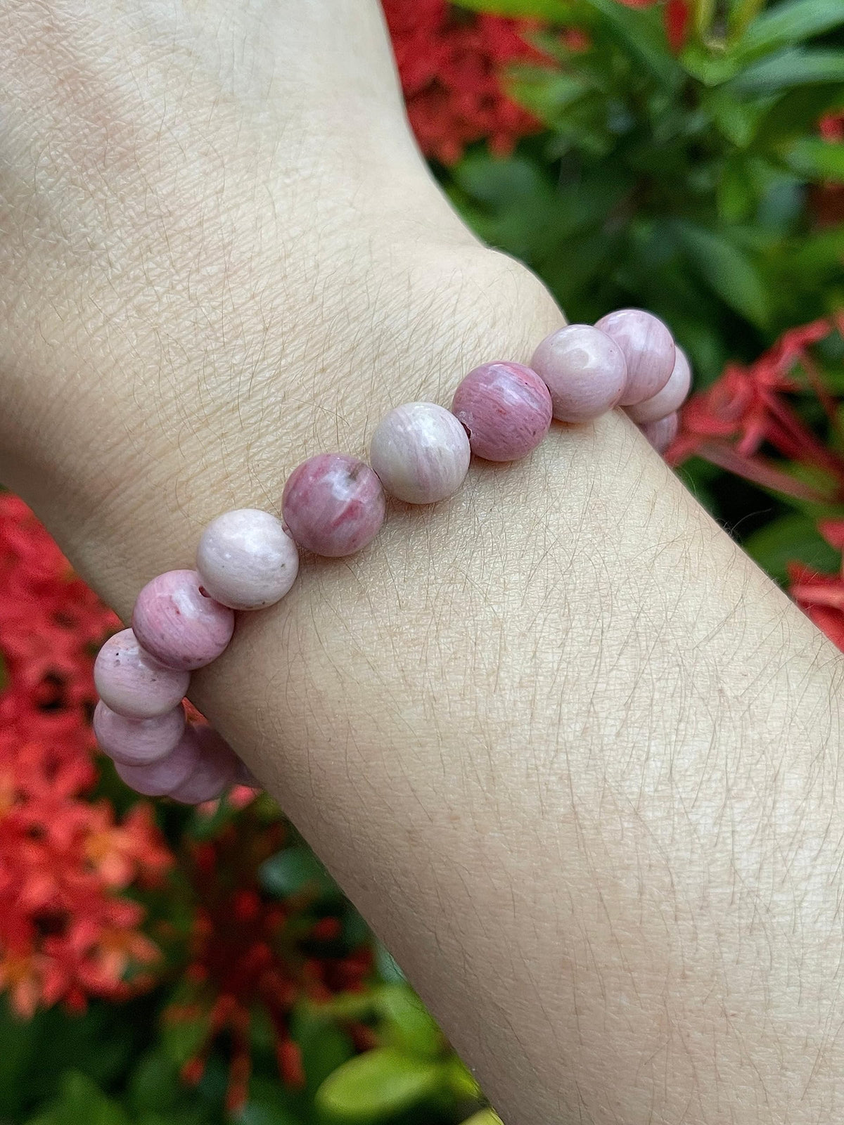 GAF TREASURES Rhodonite Crystal Bead Bracelet 8mm, Genuine Rhodonite Stretch Gemstone Bracelet, Healing Crystal Bracelet, Gift for Men & Women (1)
