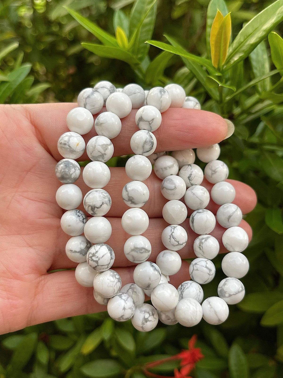 GAF TREASURES White Howlite Crystal Bead Bracelet 8mm, Genuine White Howlite Stretch Gemstone Bracelet, Healing Crystal Bracelet, Gift for Men & Women (1)