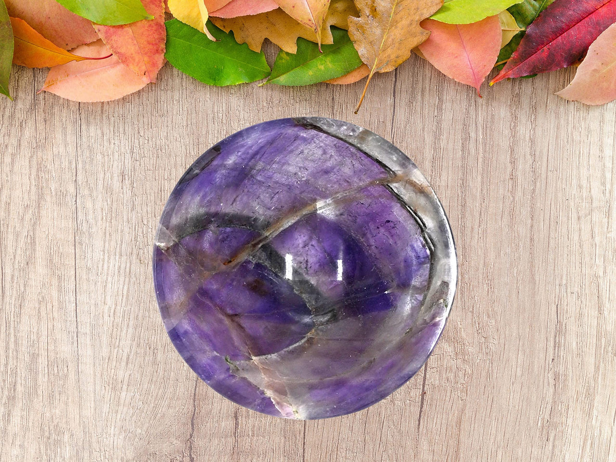 Amethyst Crystal Bowl - 2 Inch Decorative Bowls for Room and Home Decor - Gemstone Healing Crystals for Elegant Display, Positive Energy Balance and Gift