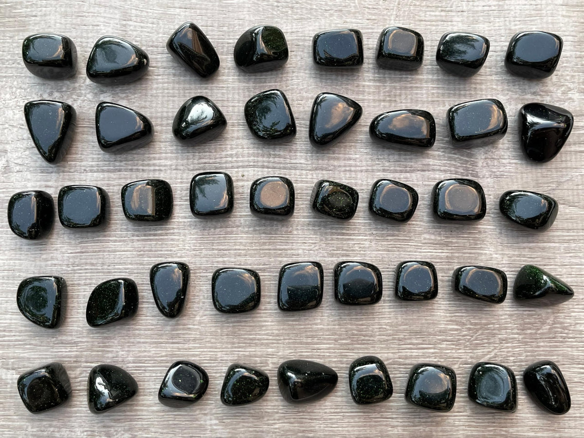 GAF TREASURES 5 Pcs Green Goldstone Tumbled Stones, Polished Green Goldstone Gemstone, Green Goldstone Healing Crystals (Green Goldstone)