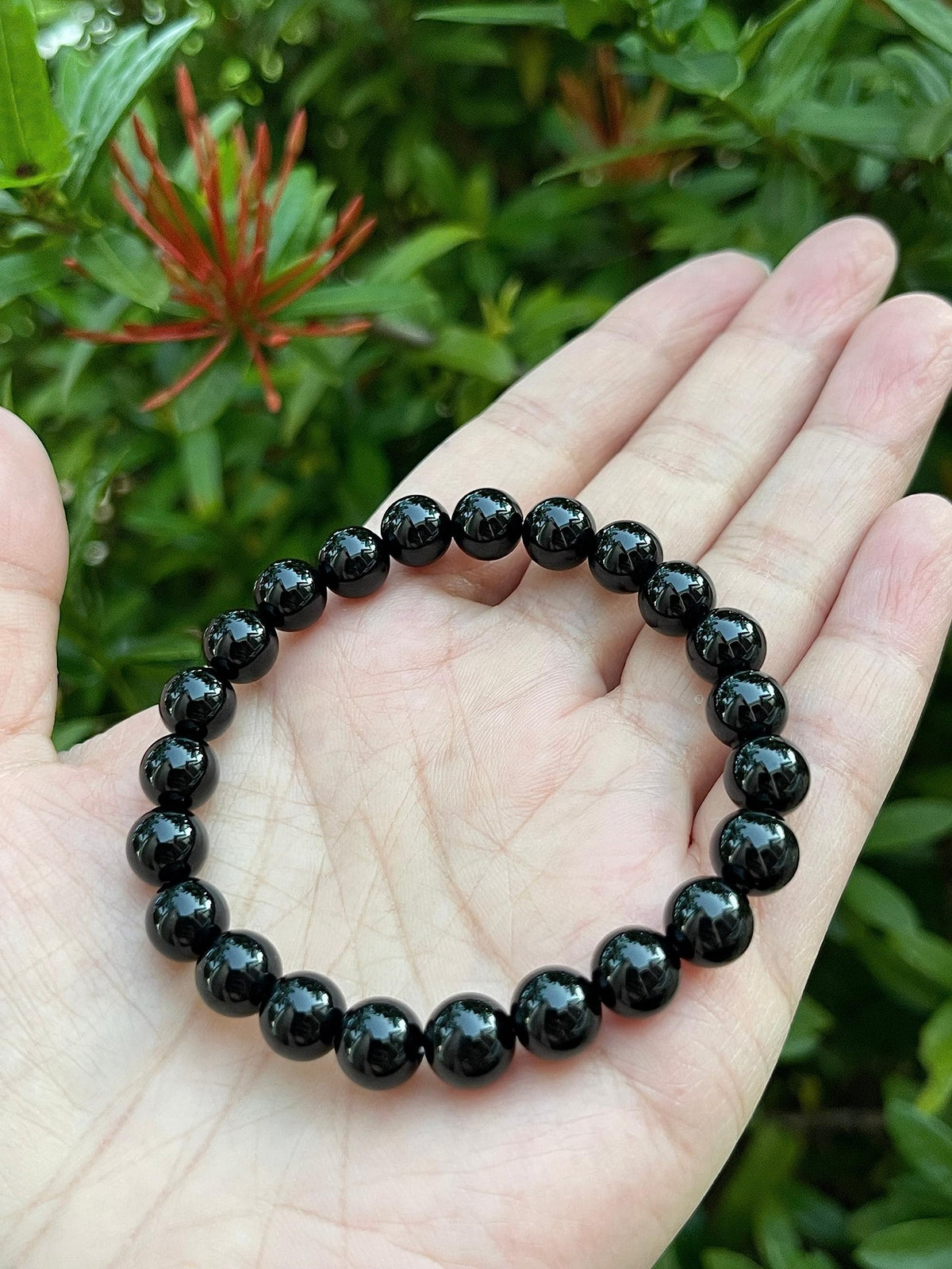 GAF TREASURES Black Onyx Crystal Bead Bracelet 8mm, Genuine Black Onyx Stretch Gemstone Bracelet, Healing Crystal Bracelet, Gift for Men & Women (1)