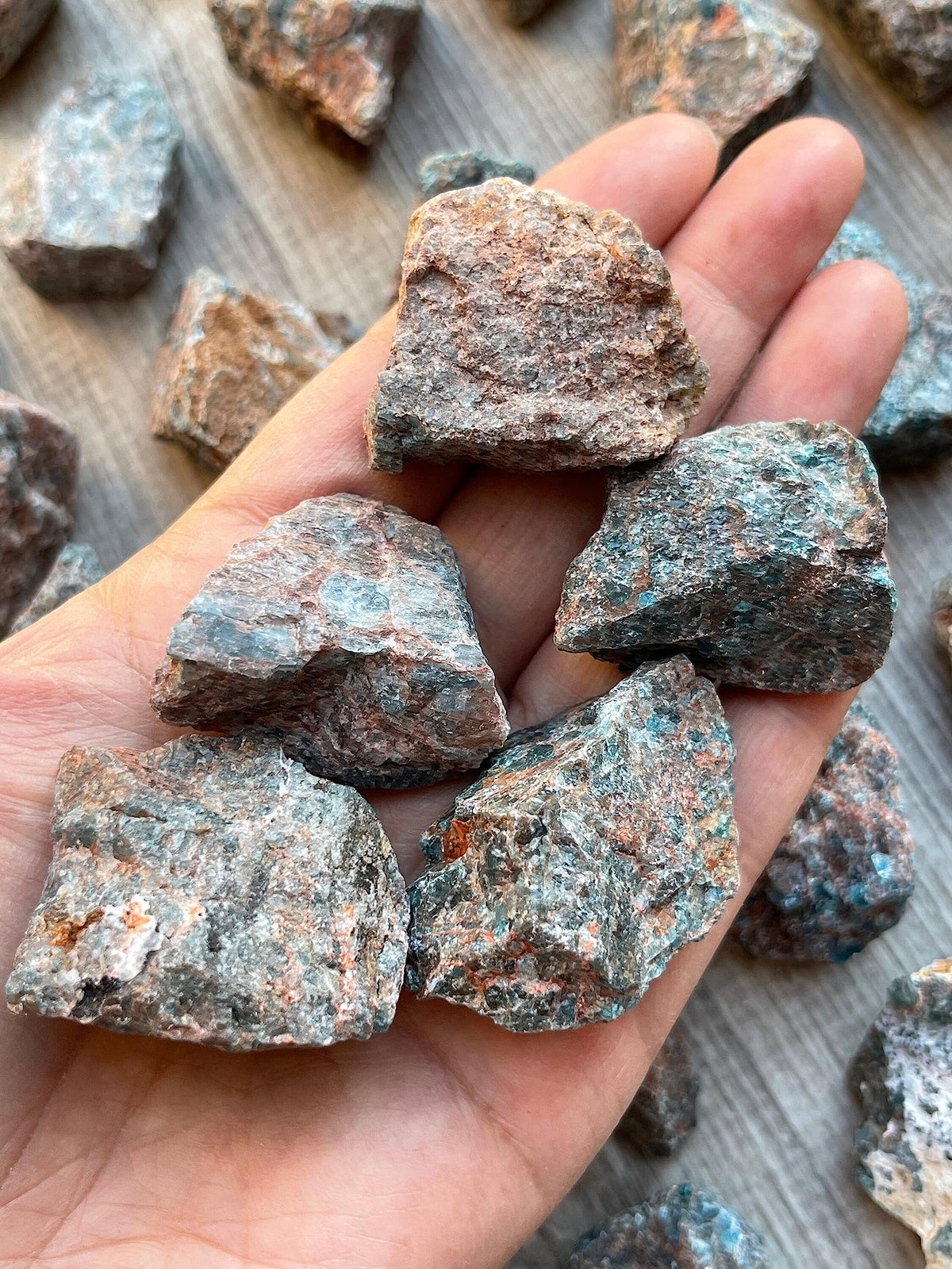 GAF TREASURES Wholesale Raw Apatite Crystals, Natural Apatite Stone, Natural Rough Apatite Crystals, Apatite Rough, Apatite Healing Crystals (Apatite, 0.5 Pound)