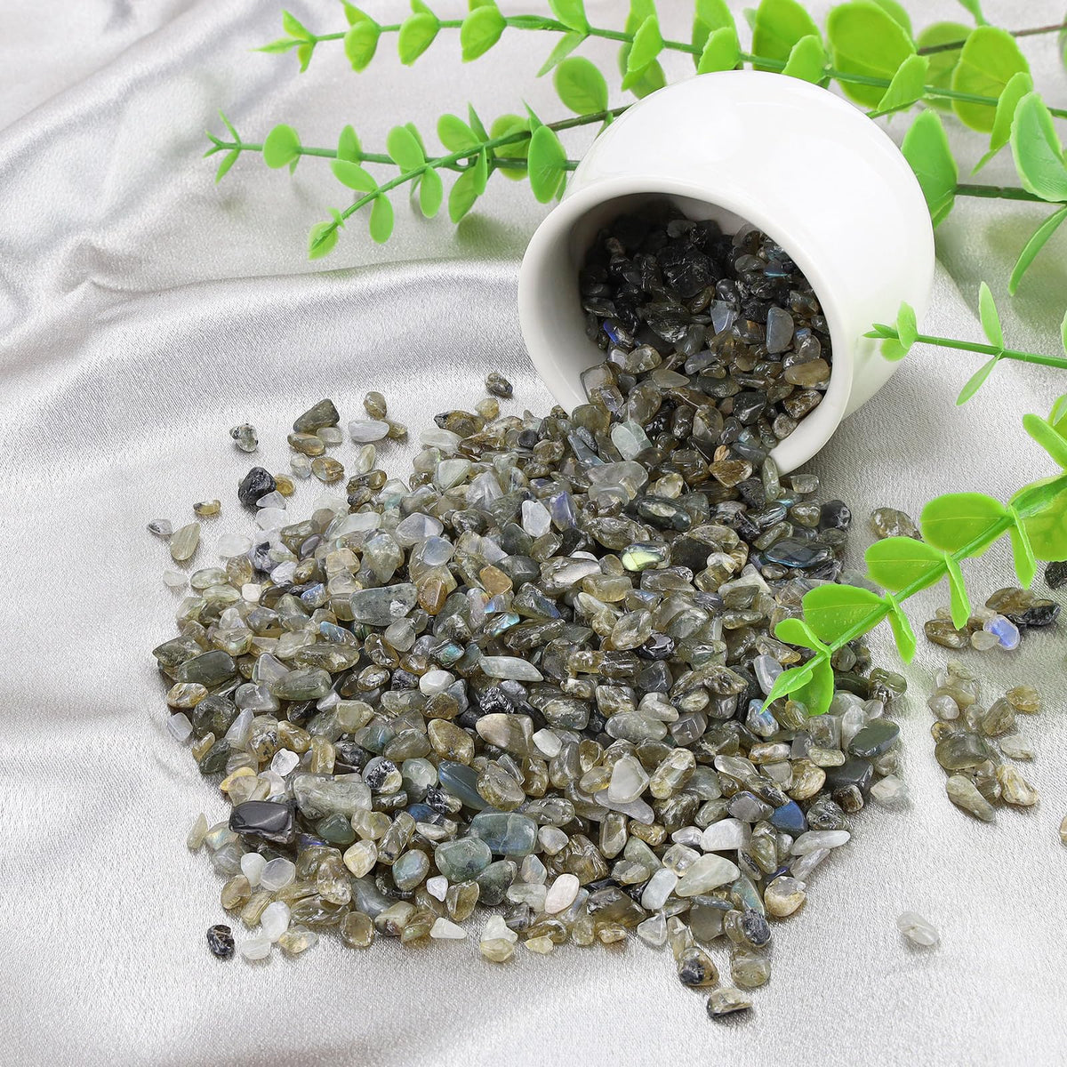 ZHIYUXI Labradorite Crystal Chips Bulk Fish Tank Decorations Aquarium Rocks Gravel Vase Filler Stones Crystals for Candle Making Witch Kit Gravel for Plants Quartz Sand Gemstone 0.44 lbs