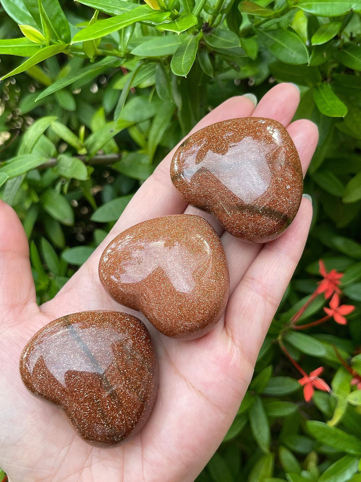 GAF TREASURES Red Goldstone Gemstone Hearts, Polished Red Goldstone Puffy Hearts, Red Goldstone Crystal Palm Stone, Red Goldstone Healing Crystal Hearts (1 Heart)