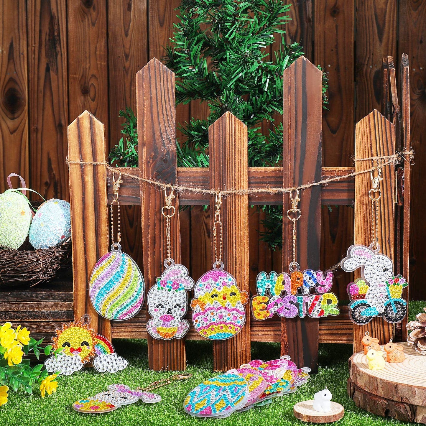 Inbagi 15 Pcs Easter Diamond Painting Keychains 5D Easter Egg Full Drill Making Key Chains Key Ring Diamond Art Keychains Pendant DIY Diamond Decorative Accessories for Easter Holiday(Cute Style)