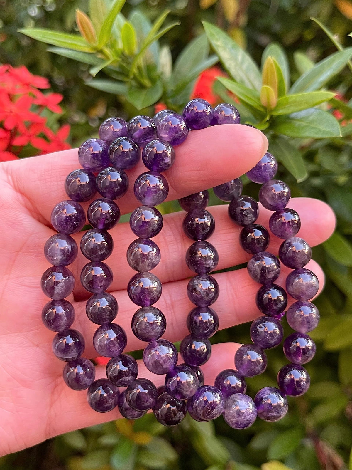 GAF TREASURES Amethyst Crystal Bead Bracelet 8mm, Genuine Purple Amethyst Stretch Gemstone Bracelet, Healing Crystal Bracelet, Gift for Men & Women (1)
