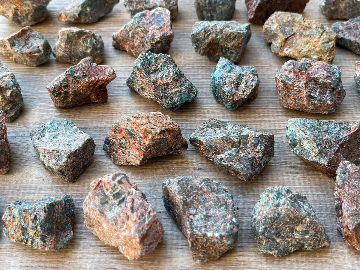 GAF TREASURES Wholesale Raw Apatite Crystals, Natural Apatite Stone, Natural Rough Apatite Crystals, Apatite Rough, Apatite Healing Crystals (Apatite, 0.5 Pound)